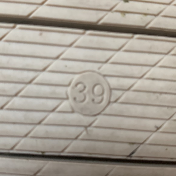 La Pinta Leather Slip Ons - Picture 11 of 13